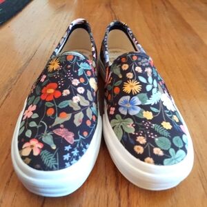 Kids Rifle Paper Slip-ons Size 6 New Out of Box